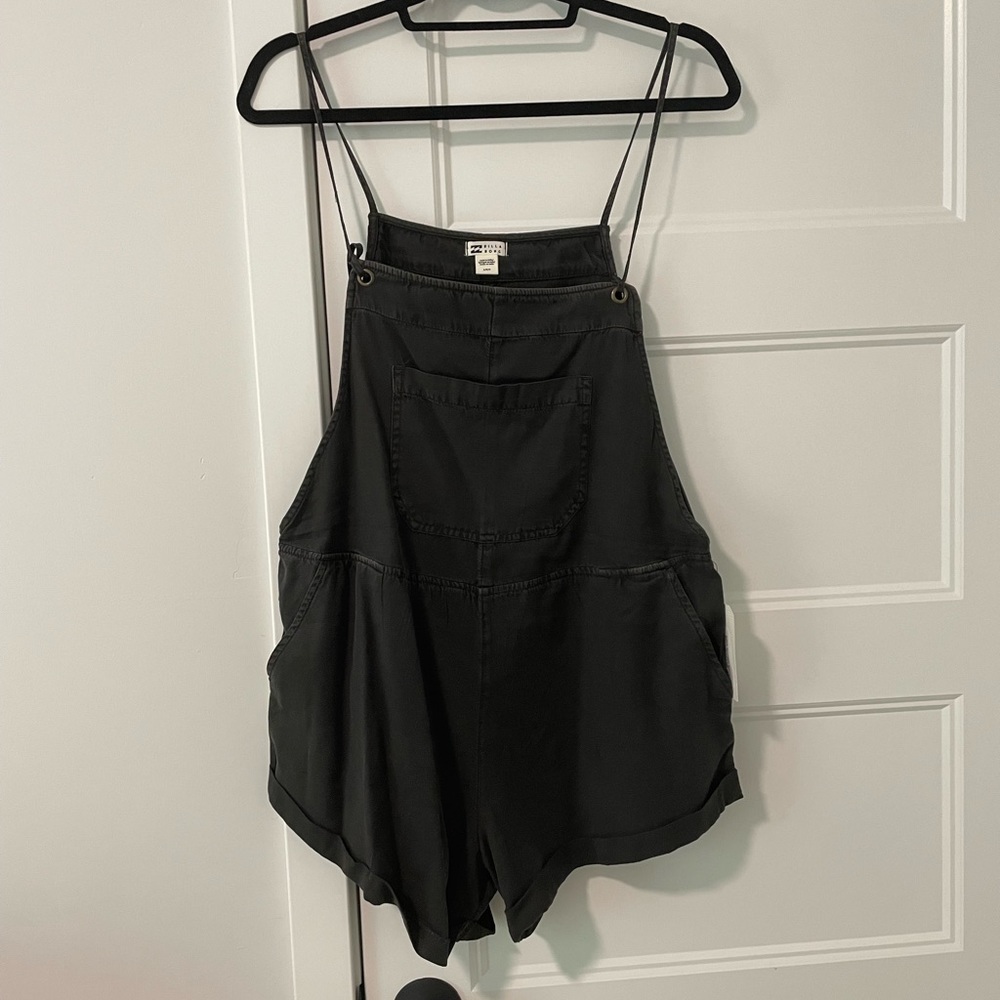 Billabong overalls, brand new with tags, size large